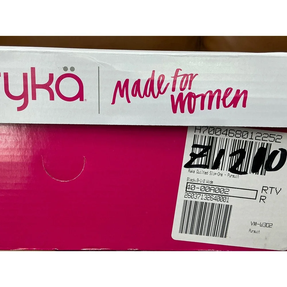 Ryka Pursuit Slip On Women 9.5W Black Quilted Puffer Walking Shoes
